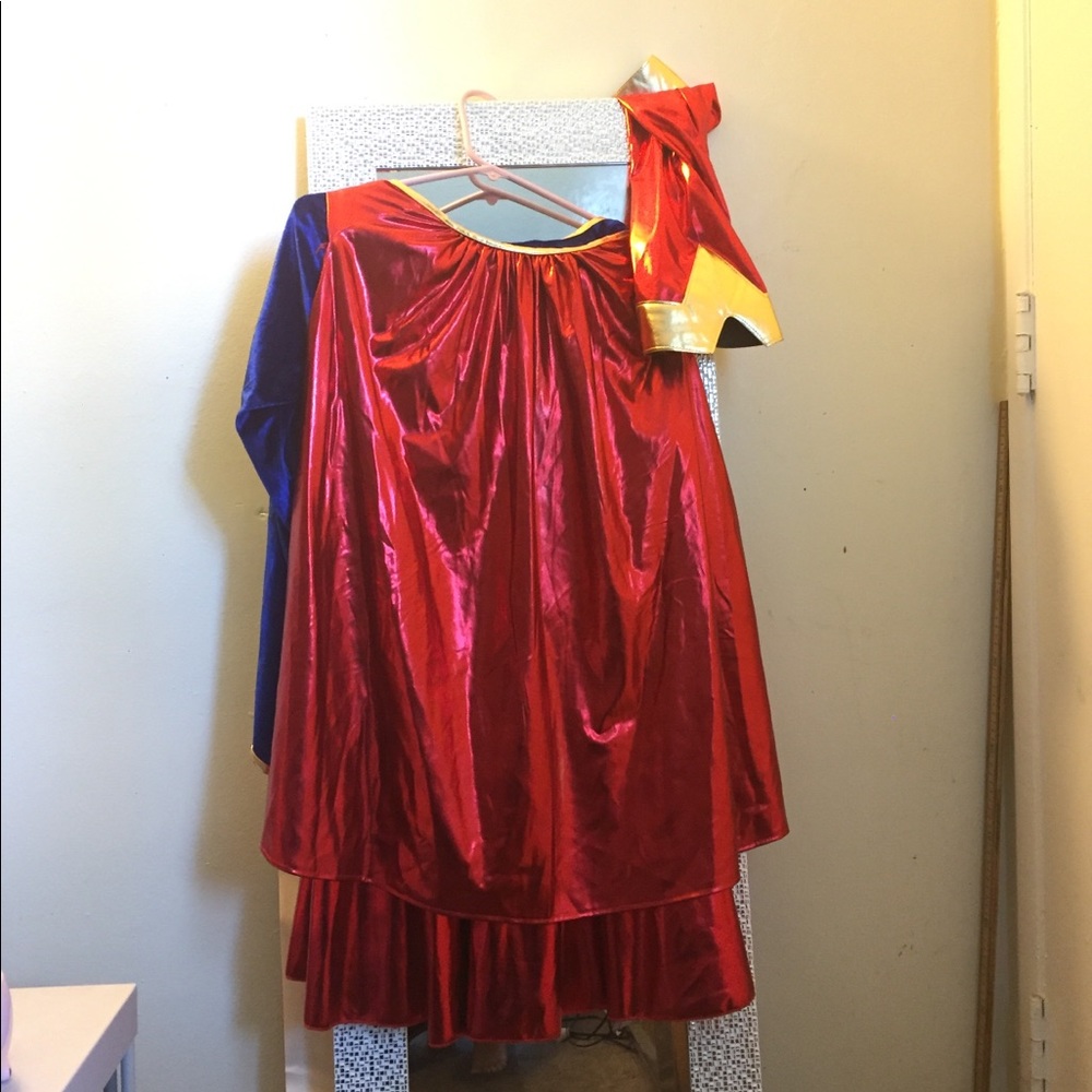 SOLD ON MERC Supergirl Costume - Picture 2 of 3